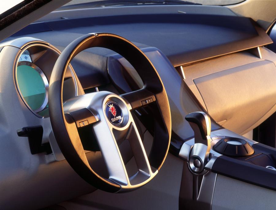  Saab 9X Concept 2001 года  (фото 10 из 34)